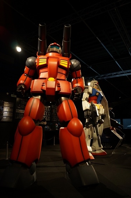 左舷、弾幕薄いぞ！ ホワイトベースの実物大キャプテンシートが那須ハイランドパークに