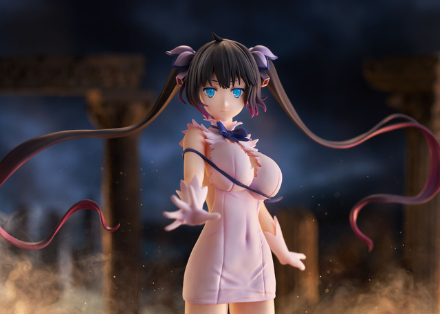1/7スケールフィギュア　ダンジョンに出会いを求めるのは間違っているだろうかⅤ「ヘスティア」神威解放Ver.
