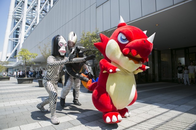 『モンスターストライク』『ウルトラマン』コラボレーション