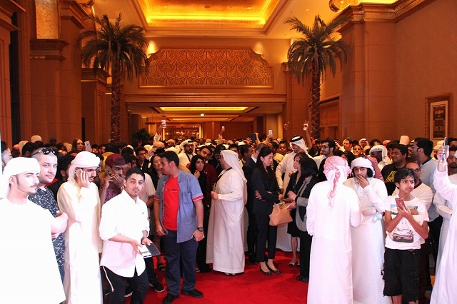 「ONE PIECE FILM GOLD」が世界へ飛び出す　UAEの豪華ホテルでゴールデンプレミア開催