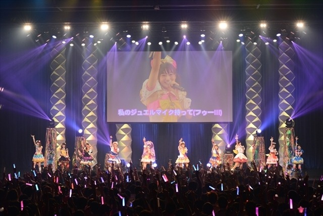 「EZ DO DANCE」や「シオぽよ！」を披露　「プリパラ サマーアイドルライブツアー2016」東京公演・昼の部レポート