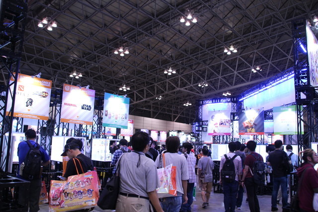 ワンフェス2016[夏]グッドスマイルカンパニーブースレポ―新作フィギュアが多数展示