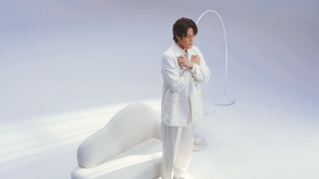 WEB CM「ミルクはラテの脇役？篇」カット
