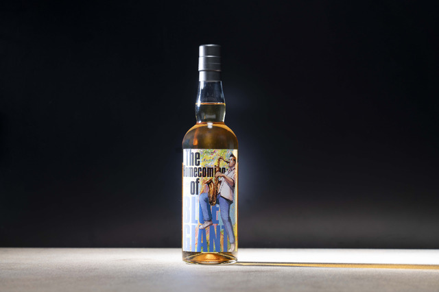 ＜カネサ藤原屋／ライブレストランJ'Z＞笹の川ウイスキー　BLUE GIANT6,600円