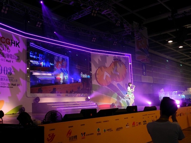 春奈るな、香港で海外初ワンマンライブを開催　4,000人のオーディエンスを魅了