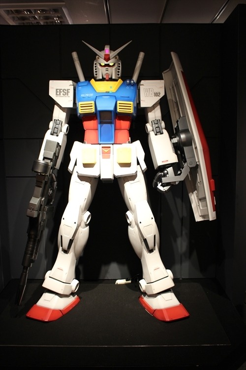 『機動戦士ガンダムTHE ORIGIN展』安彦良和と池田秀一も来場「スタッフの息吹を感じてほしい」