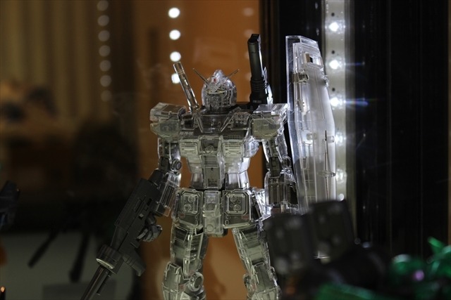 『機動戦士ガンダムTHE ORIGIN展』安彦良和と池田秀一も来場「スタッフの息吹を感じてほしい」