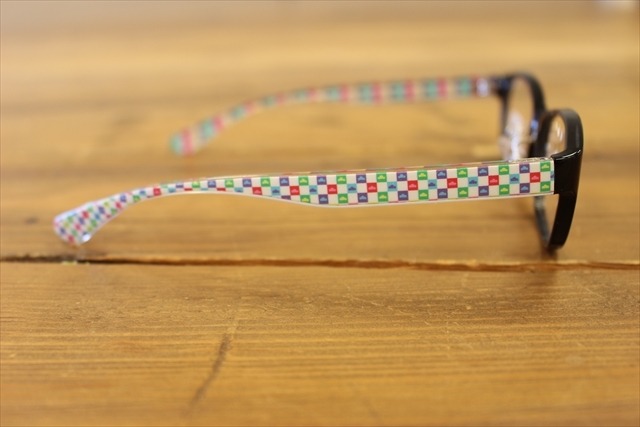 「おそ松さん」JINSコラボ　サングラスでさりげない推し松アピール