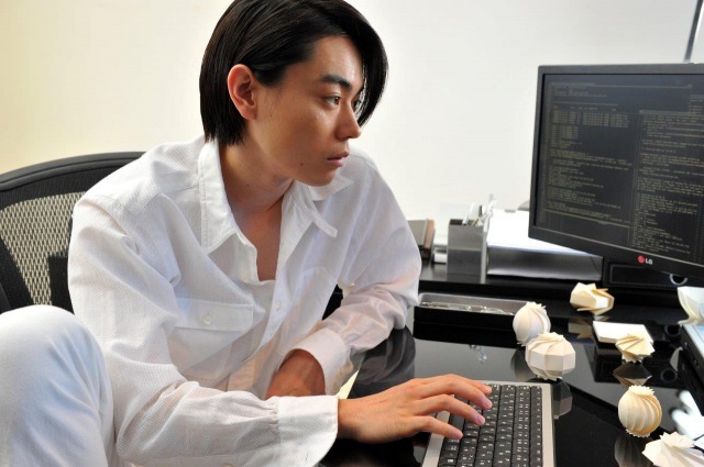 （c）大場つぐみ・小畑健／集英社 （c）2016「DEATH NOTE」HOD PARTNERS