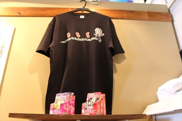 「まけんグミ」の杉本屋製菓、オリジナル美少女プロジェクト「魔剣戦士」で初出展【コミケ90】