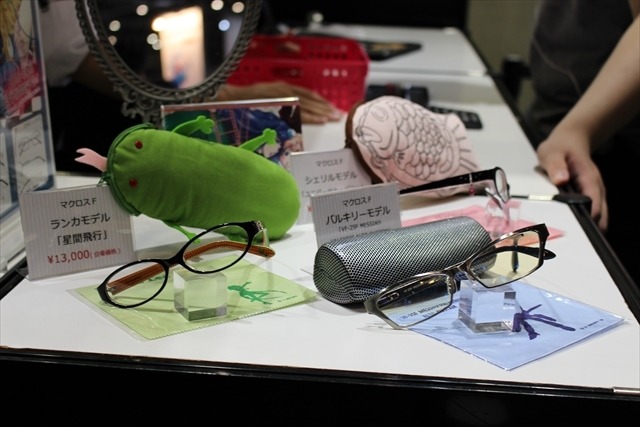 「東方」キャラのメガネがたくさん　執事眼鏡eyemirrorブース【コミケ90】