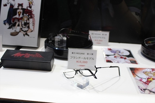 「東方」キャラのメガネがたくさん　執事眼鏡eyemirrorブース【コミケ90】