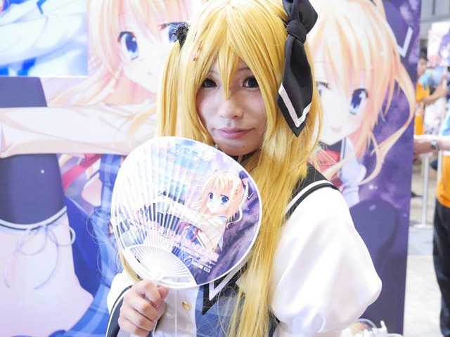 《撮影：松木和成》