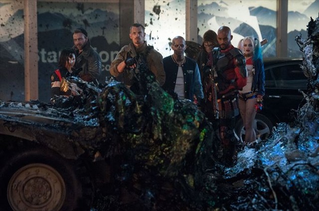 (C) 2016 WARNER BROS. ENTERTAINMENT INC., AND RATPAC-DUNE ENTERTAINMENT LLC