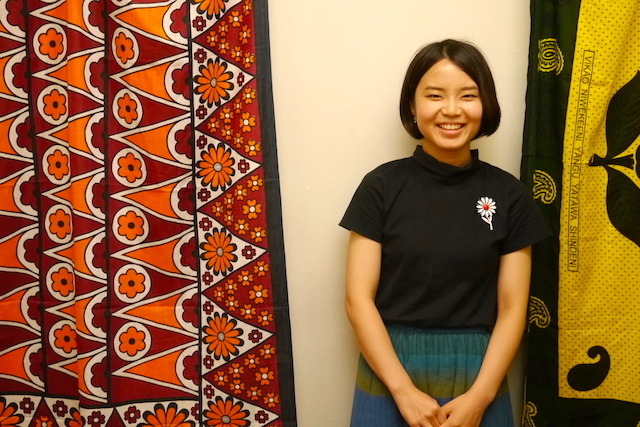 「モブサイコ100」エンディング映像誕生秘話！佐藤美代の技法「ペイント・オン・グラス」