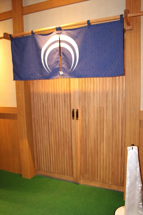 三日月宗近に「戻ったぞ」と言われる幸福をVRで体験　DMM GAMESブース【TGS2016】