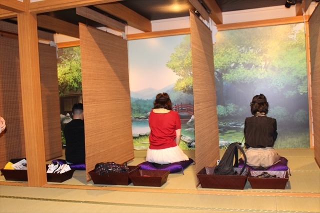 三日月宗近に「戻ったぞ」と言われる幸福をVRで体験　DMM GAMESブース【TGS2016】