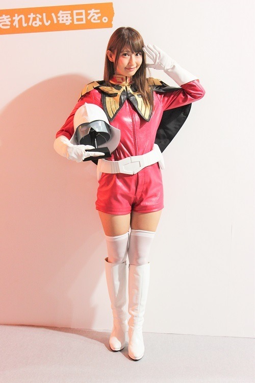 「ガンダム」から「アイマス」まで新作ゲームが満載！VRの生実況も 「バンダイナムコ」ブース【TGS2016】