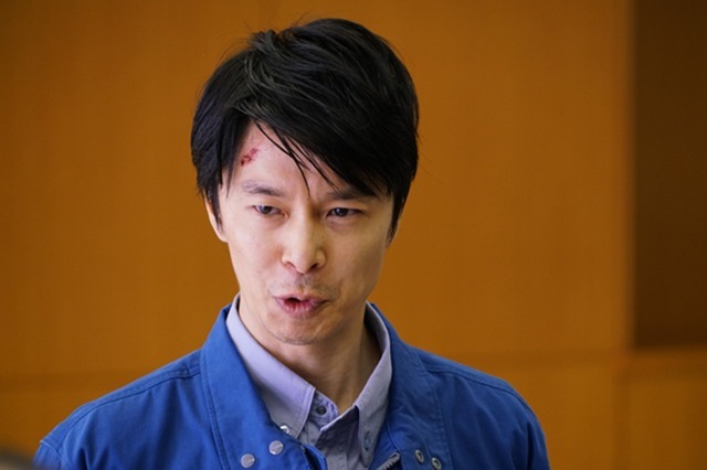 政務担当・内閣官房副長官の矢口蘭堂（長谷川博己）。組織人として政府の煩わしい事務手続きを一つ一つクリアしていく姿がカッコいい