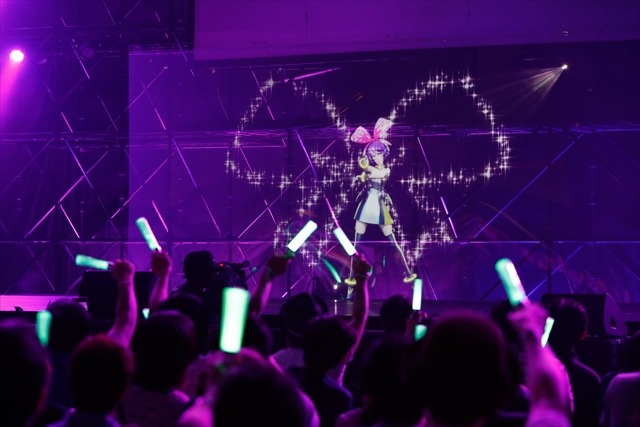 「XFLAG PARK 2016」『モンスト』新情報やホログラムを使ったステージが展開