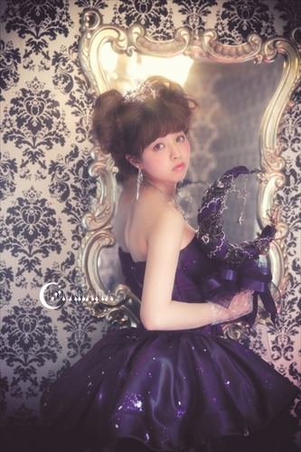 “アキバ大好き女子”春奈るなの妄想○○　第12回「ウエディングドレス『LUNAMARIA』」