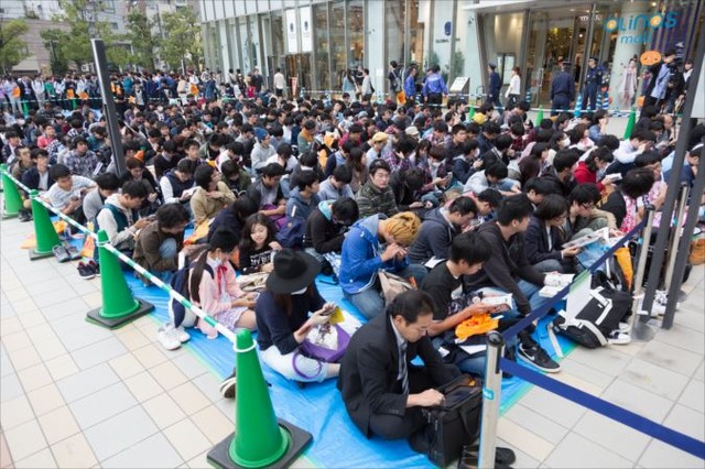 「がっこうぐらし！」聖地オリナスでハロウィンコラボイベント実施 高橋李依、木村珠莉が登場