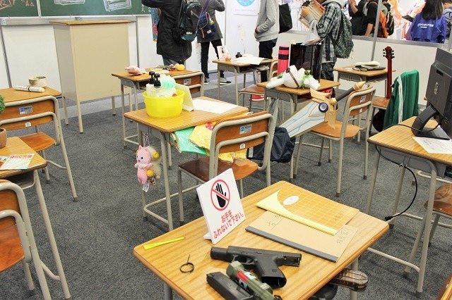 今年のテーマは“学園”！ ヒロインたちの着替えが覗ける「女子更衣室」など盛りだくさんな「ファンタジア文庫大感謝祭2016」