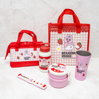 【おぱんちゅうさぎ】「ストロベリー」デザインのランチグッズが新登場！スケーター ピンクのギンガムチェックが可愛い全6アイテム