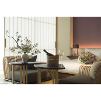 【星のや東京】花で大切な人に想いを伝える体験や旬の新茶を味わうひととき。都会の喧騒から離れ、春を堪能する過ごし方を提案