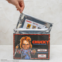 【チャイルド・プレイ】狂気と可愛さが同居する「チャッキー」のブラインド巾着が登場！ドキドキの開封体験を楽しむ単品＆全種コンプリートBOXを発売