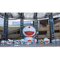 渋谷と六本木の街が圧巻のスケールで“ドラえもん”一色に！『渋谷も、六本木も、ドラえもんだらけ！』開催レポート！屋外特別企画・入場特典・スタンプラリーの詳細も解禁！