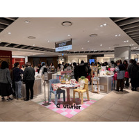 フェリシモが現代百貨店で韓国初のポップアップストアを開催し盛況。ユニークな商品が揃い「日本の可愛さや感性が発揮されている」「韓国でも買えて嬉しい！」と現地顧客が大注目