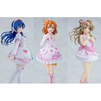 『ラブライブ！』シリーズ15周年を記念し、「高坂穂乃果」「南 ことり」「園田海未」が『僕たちはひとつの光』の衣装でフィギュア化。