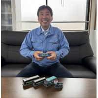 嵐電の昭和46年製レトロ車両の精密アクリル模型を制作しました