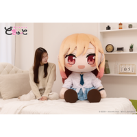 TVアニメ『その着せ替え人形は恋をする』より、制服姿の「喜多川海夢」が「超特大ぬいぐるみ」になって登場！TAITO GEAR&GOODSにて8月14日(金)より予約受付開始！