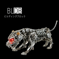 低く身構えるパンサーを、506ピース超から組み上げる。BLDB「メカニカルパンサー」本日発売