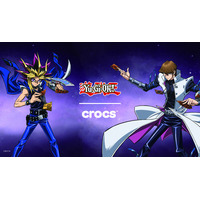 クロックス、『遊☆戯☆王デュエルモンスターズ』との初コラボコレクションを2026年9月9日（水）より日本先行発売開始